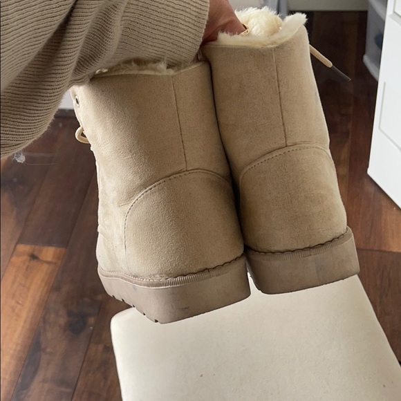 Comfy shoe boots - Picture 3 of 3